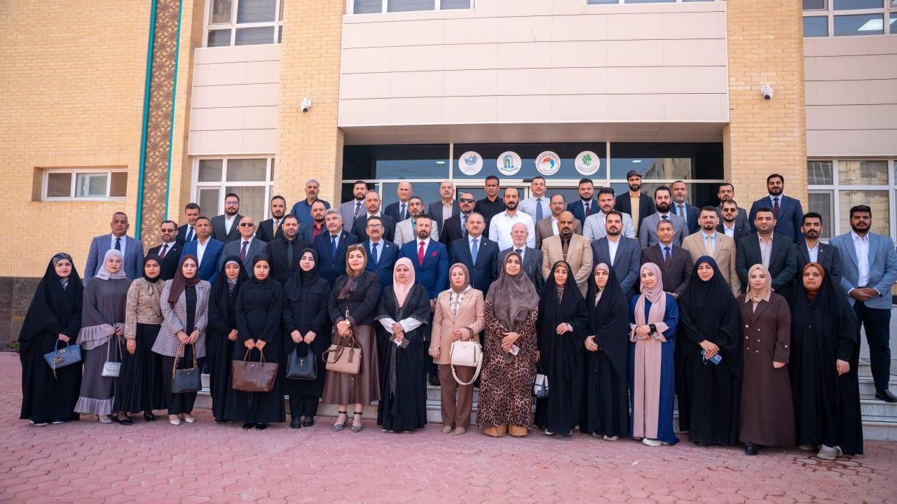 شاركت جامعة السبطين في دورة الاداء المؤسسي في جامعة الكفيل